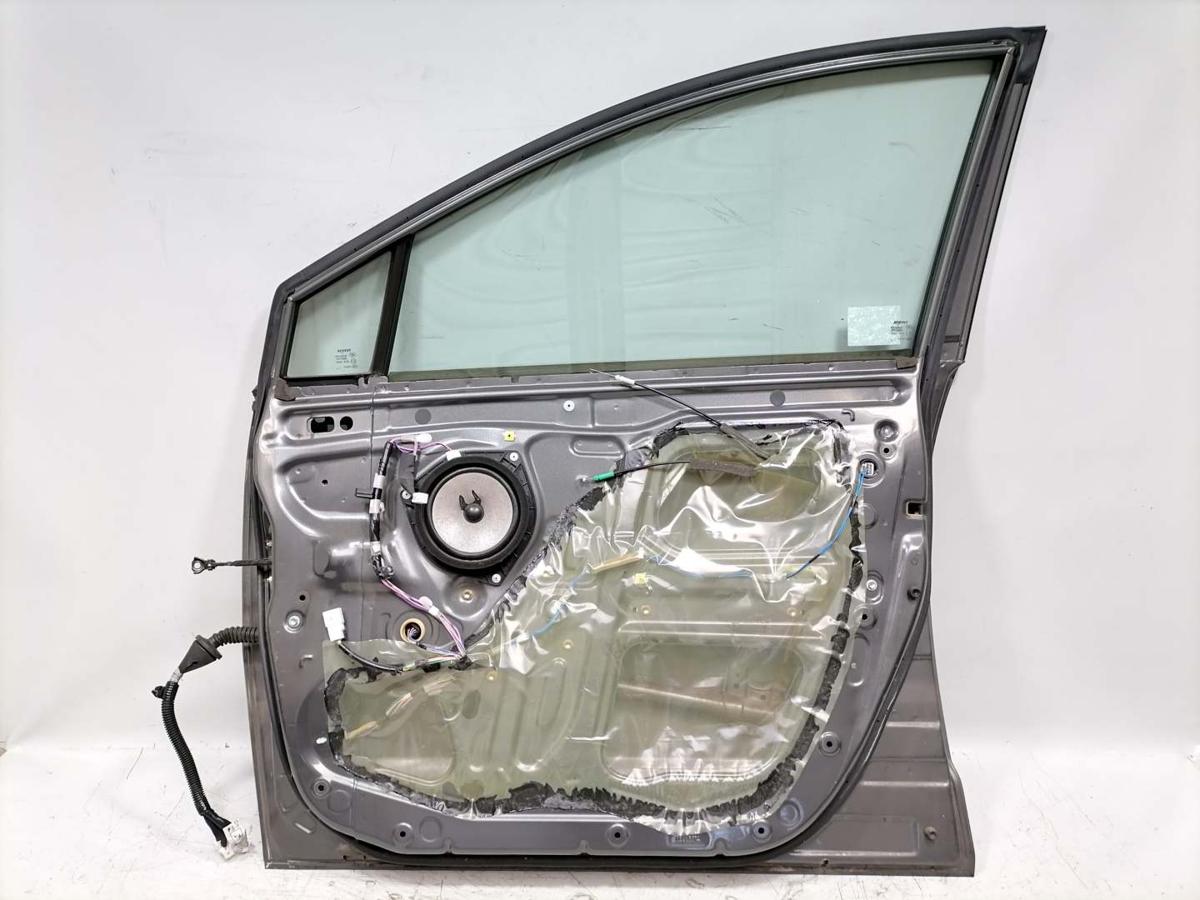 Toyota Corolla Verso original T&uuml;r vorn rechts Graumetallic 1C3 Rohbau Bj.2004